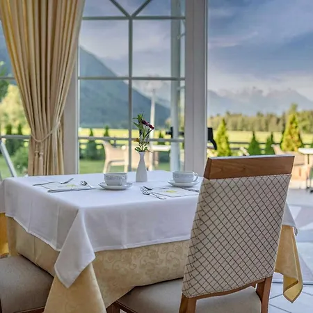 Hotel Bad Salomonsbrunn 3*